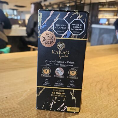 Kakao 1zpiritua Tres Medallas de lujo Caja 180 Gr X 18 Tabletas de 10 g c/u - Imagen 39